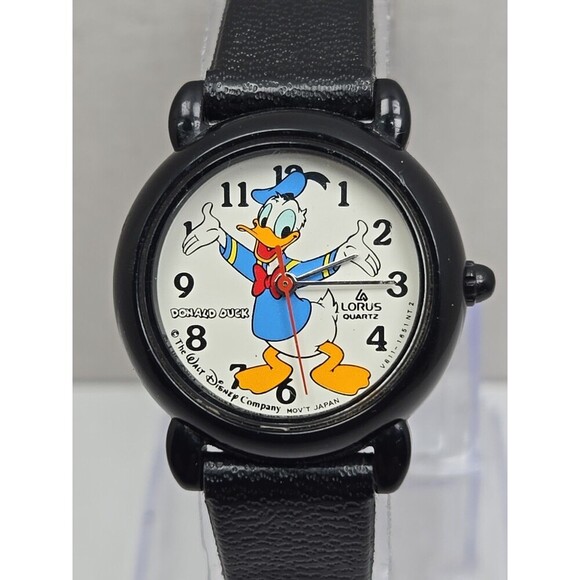 Vintage Lorus Donald Duck Disney V811 1651 Quartz Watch Japan main image 4